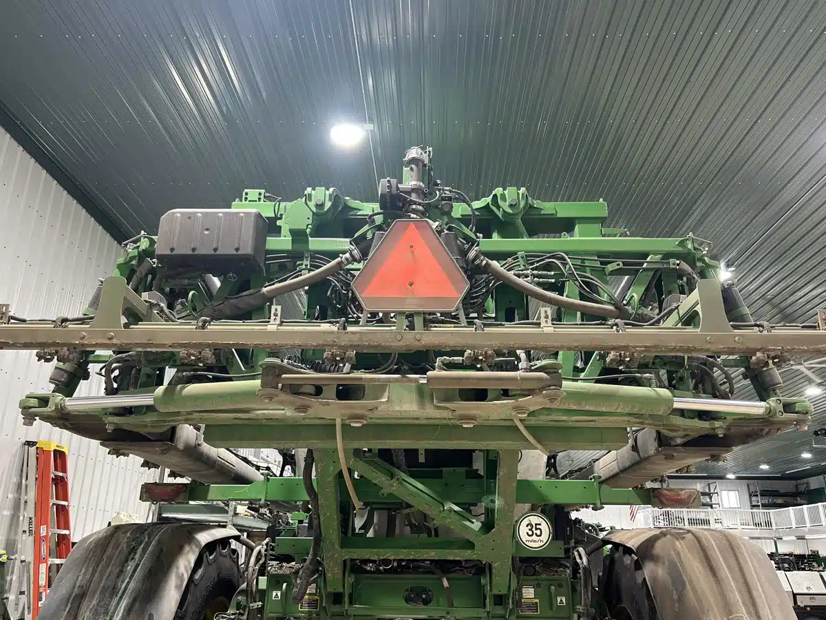 Gallery image 2 for Used 2023 John Deere 616R Sprayer - Self Propelled