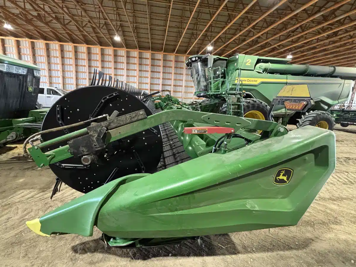 Gallery image 1 for 2024 John Deere HD50F Header - Flex