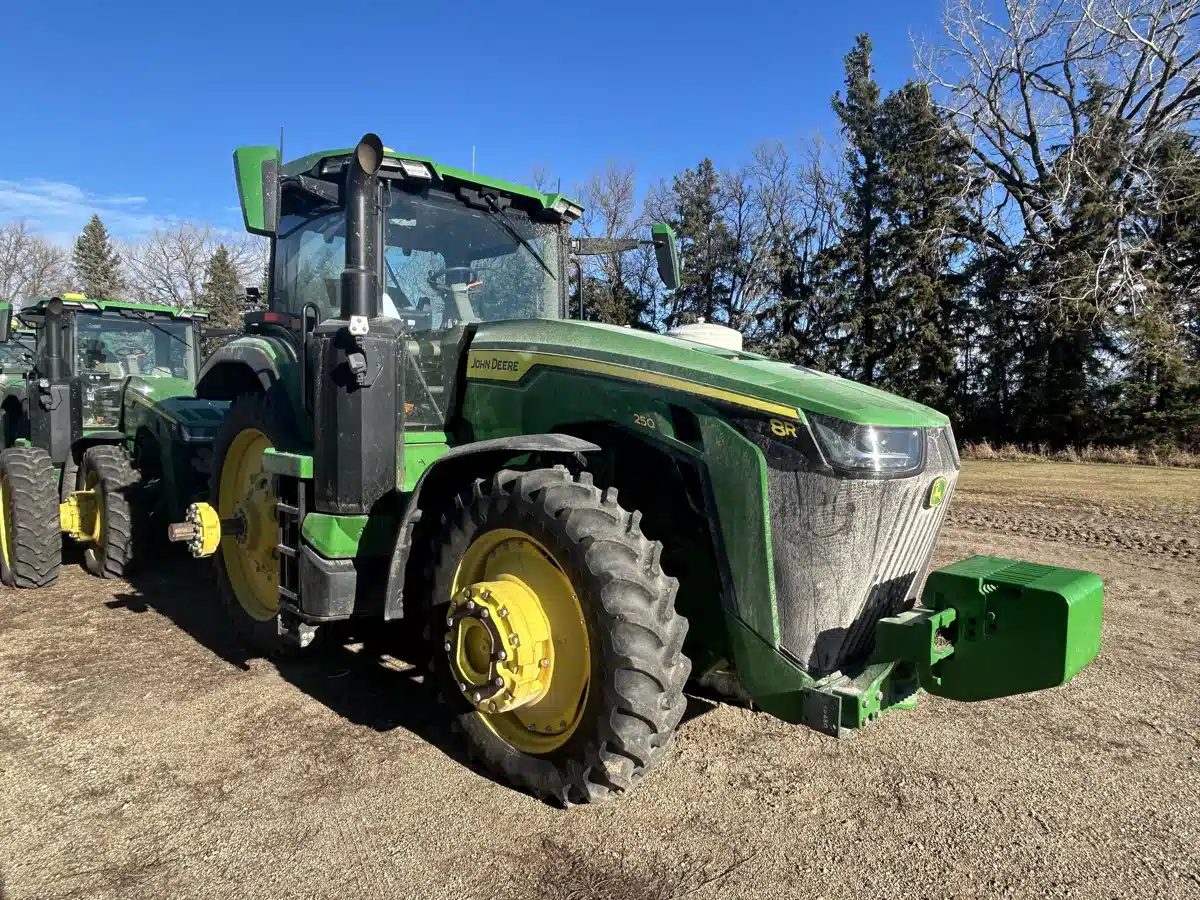 Gallery image 1 for 2024 John Deere 8R 250 Tractor