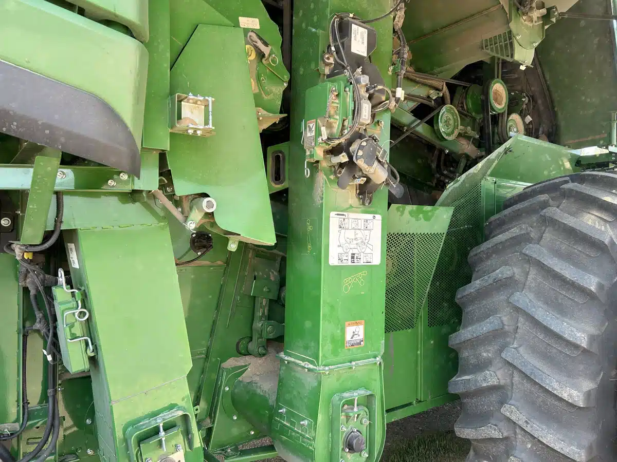 Gallery image 2 for Used 2025 John Deere S7 900 Combine