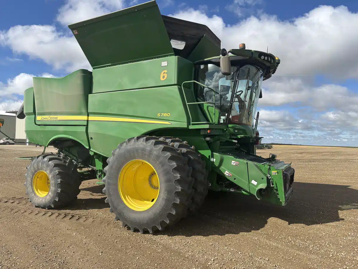 Gallery image 1 for Used 2019 John Deere S780 Combine
