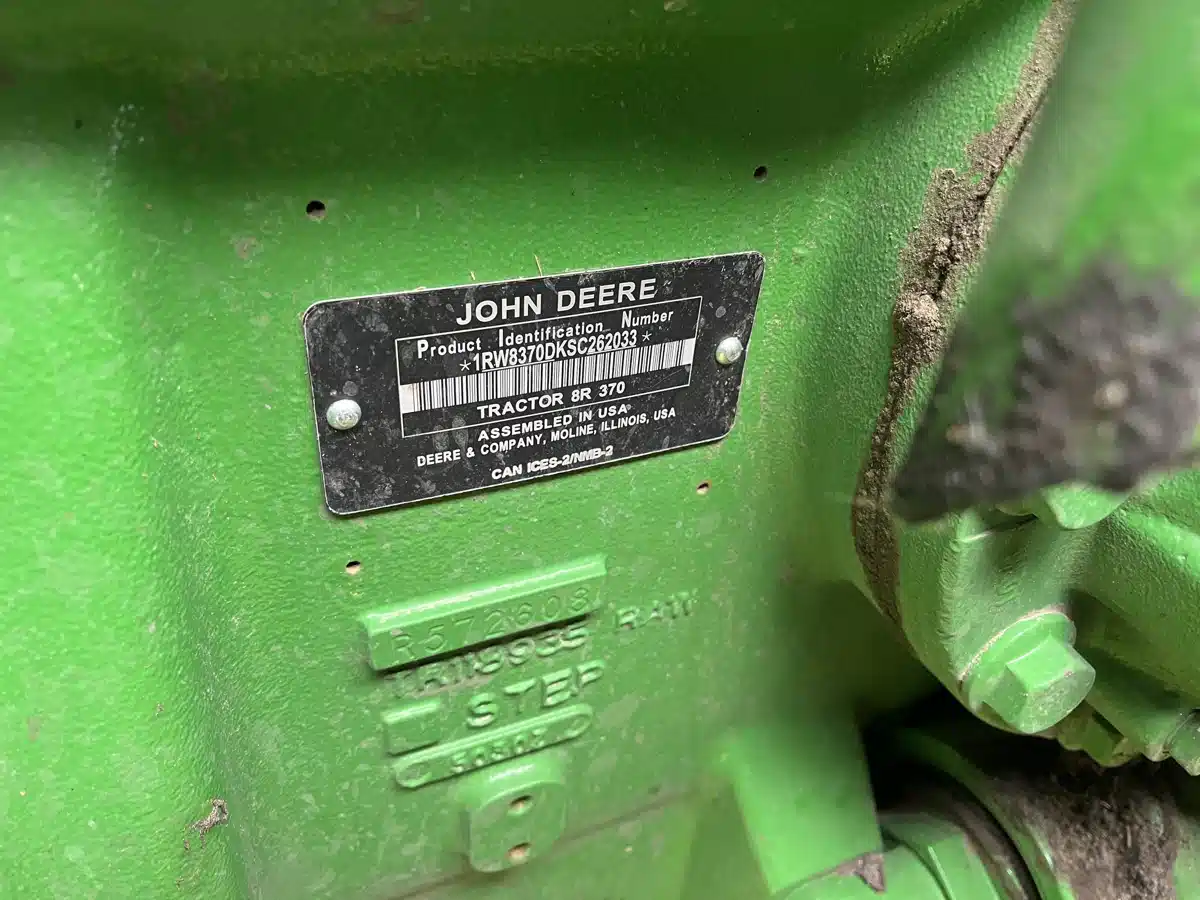 Gallery image 2 for Used 2025 John Deere 8R 370 Tractor
