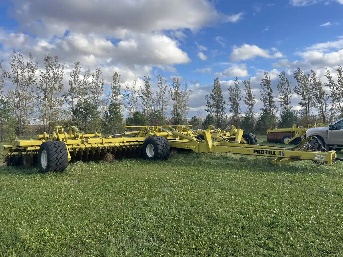 Gallery image 1 for 2022 Degelman PRO-TILL 45 Disc