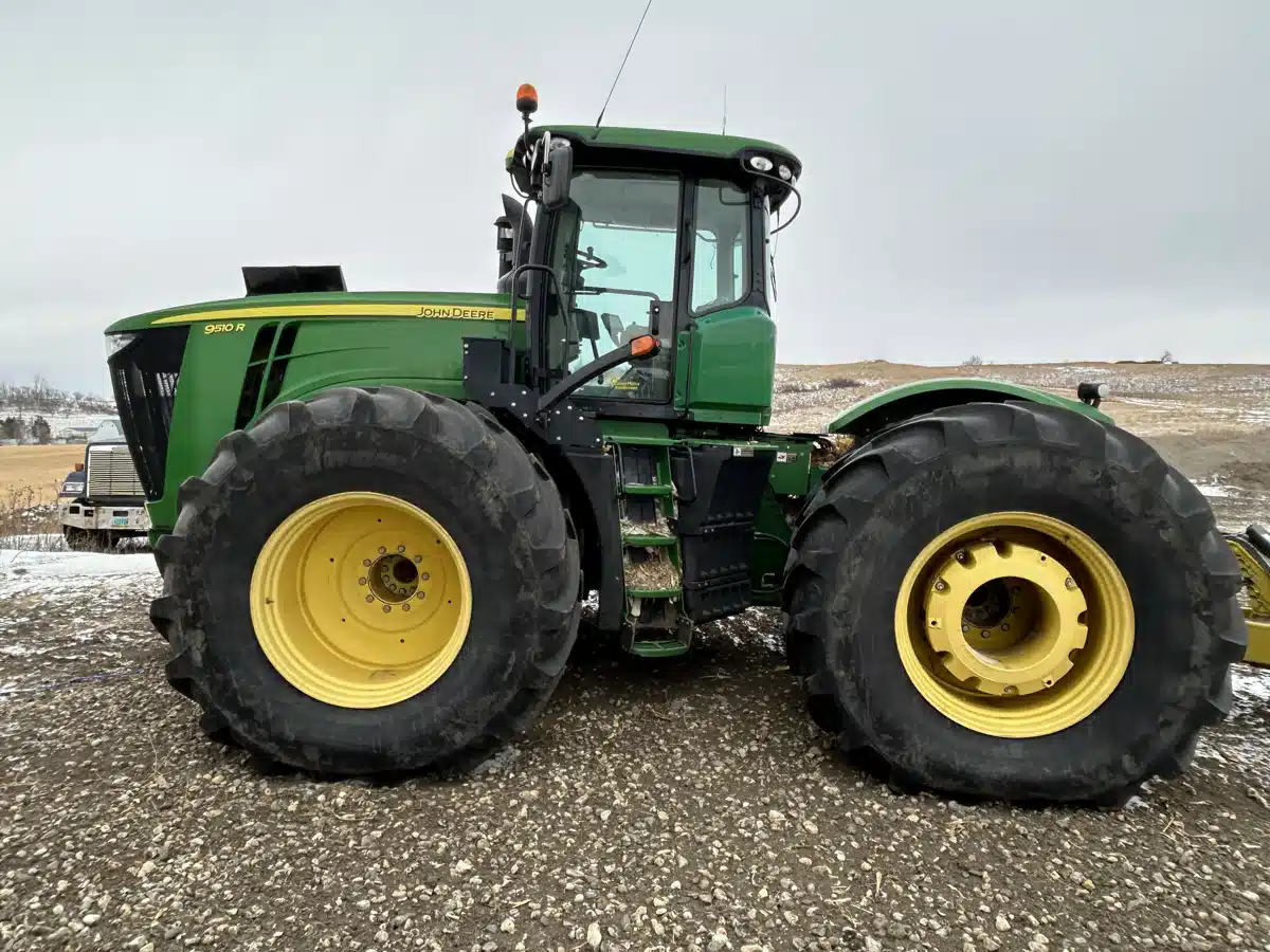 Gallery image 1 for Used 2013 John Deere 9510R Tractor