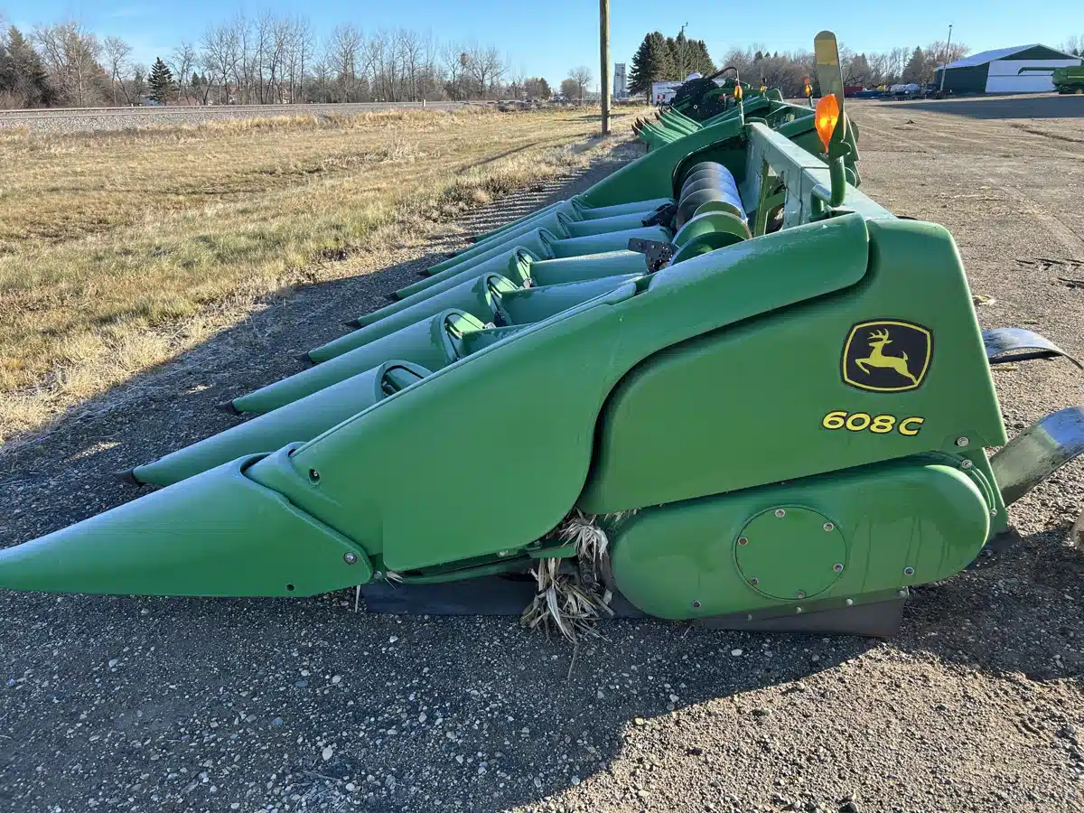 Gallery image 2 for Used 2011 John Deere 608C Header - Row Crop
