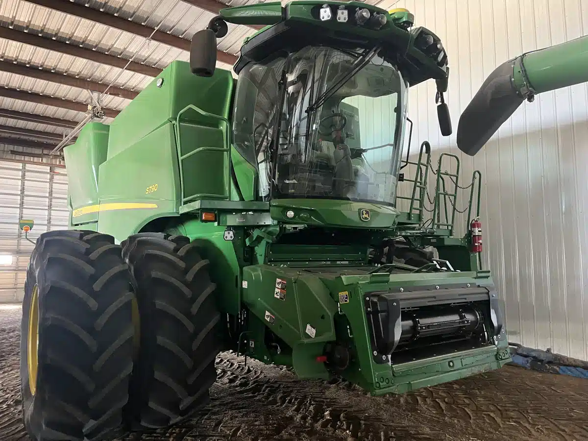 Used 2024 John Deere S790 Combine