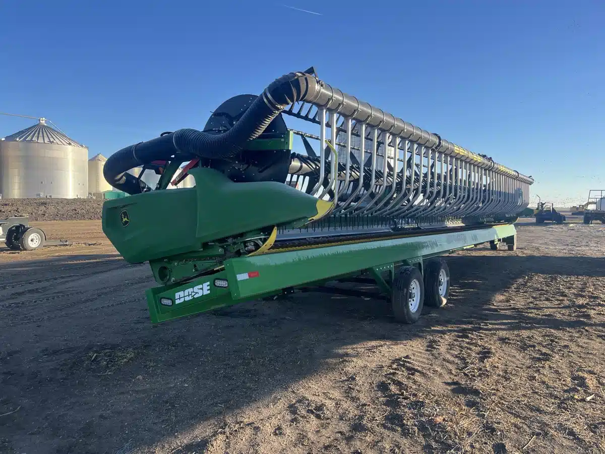 Gallery image 1 for 2021 John Deere RD45F Header - Flex