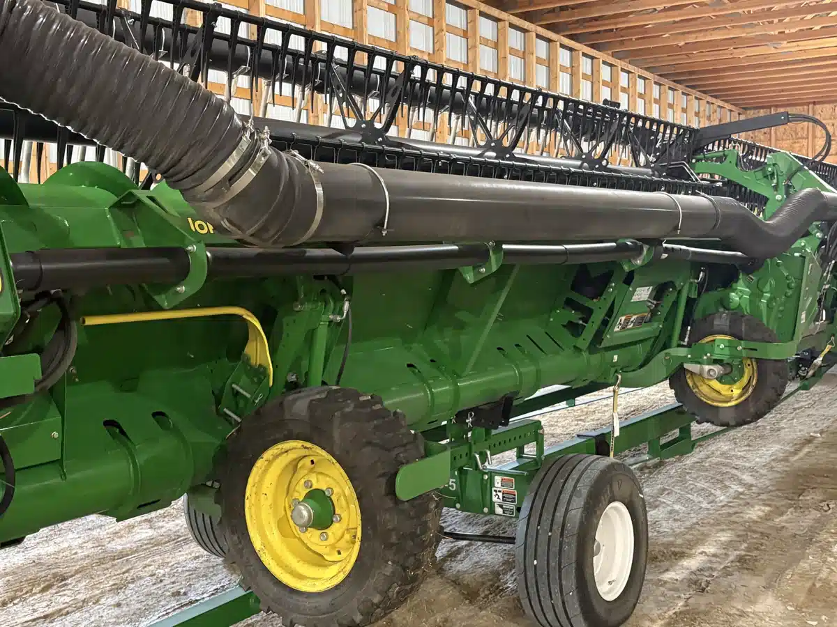 Gallery image 2 for 2024 John Deere HD50F Header - Flex