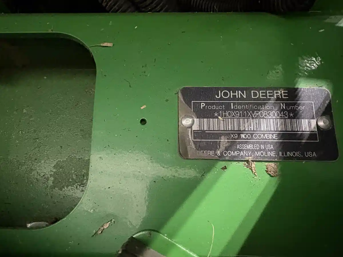 Gallery image 2 for 2024 John Deere X9 1100 Combine