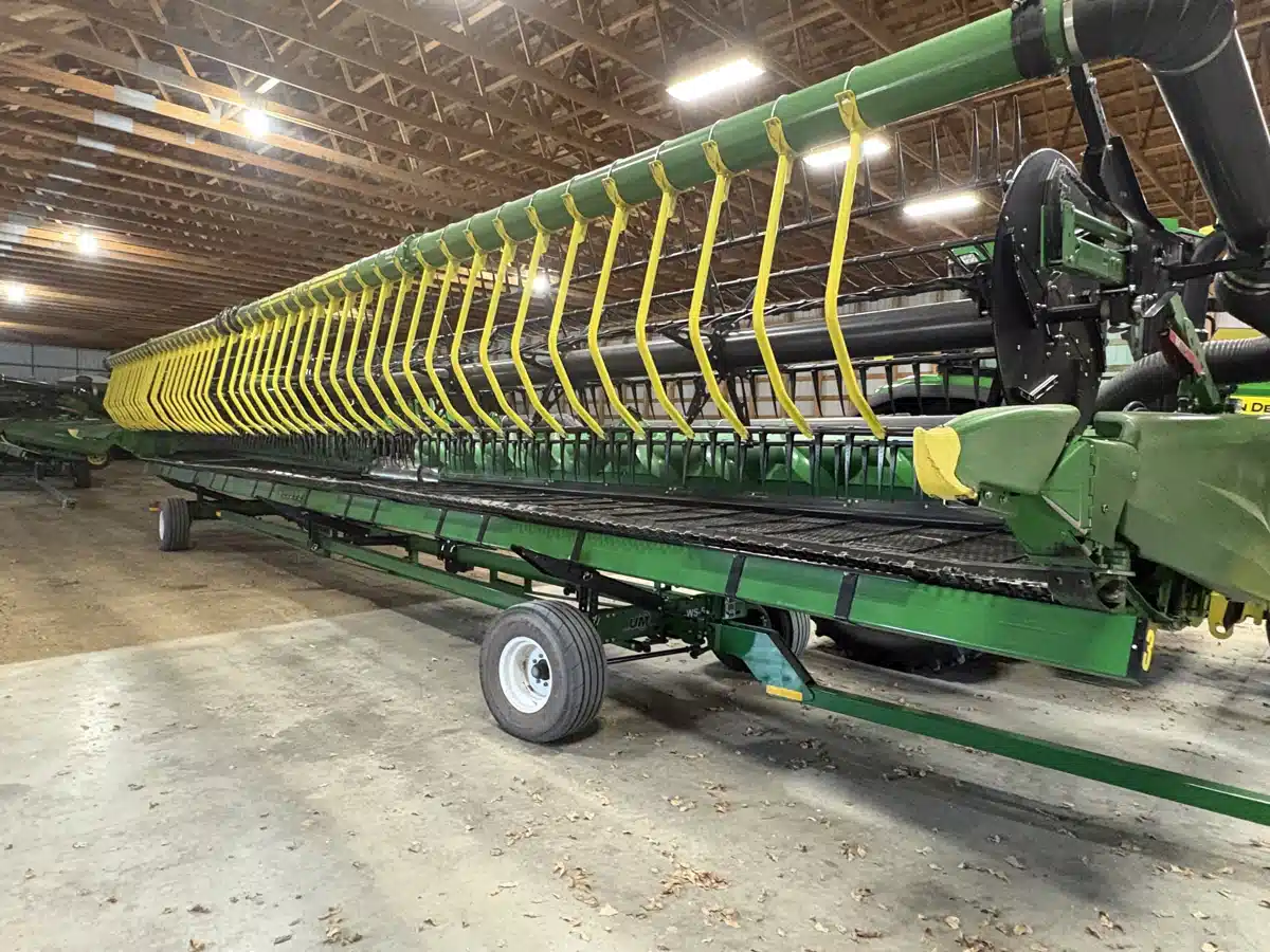 Gallery image 2 for 2024 John Deere HD50F Header - Flex