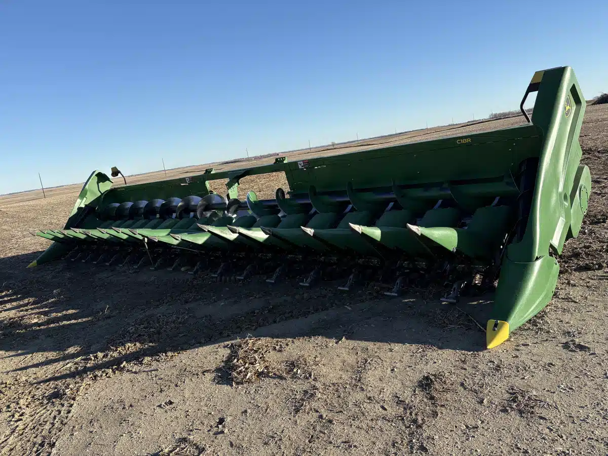 Gallery image 2 for 2021 John Deere C18R Header - Row Crop