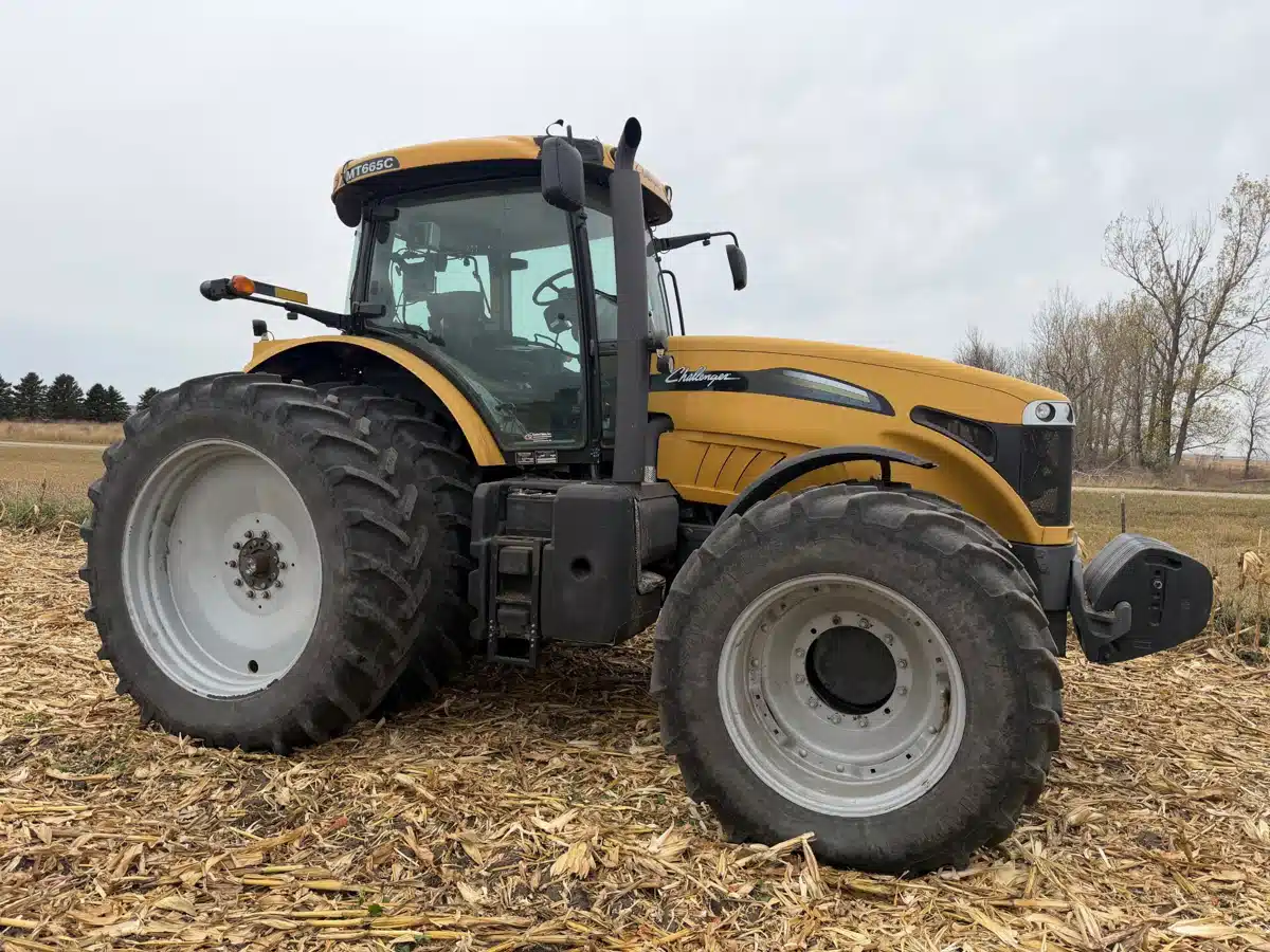 Used 2009 Challenger MT665C Tractor