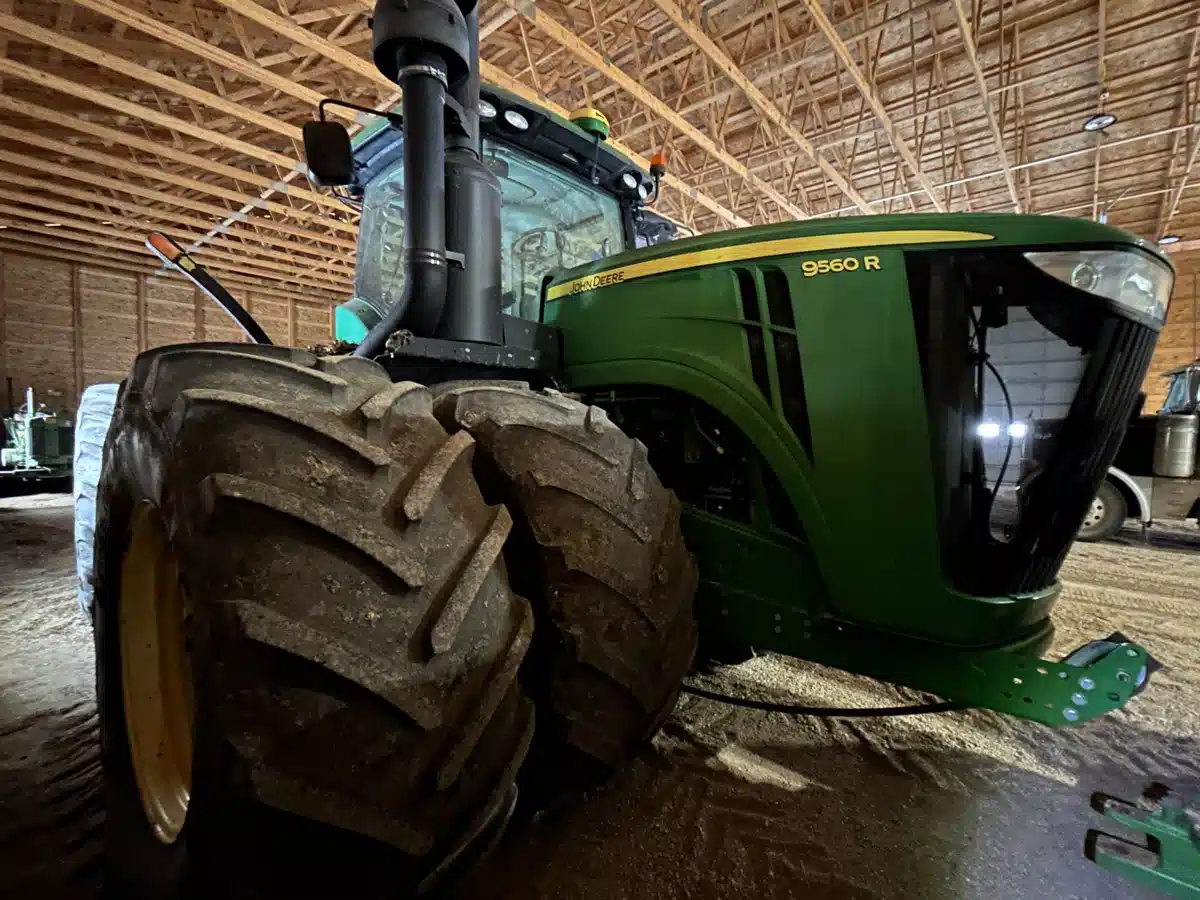 Gallery image 2 for 2012 John Deere 9560R Tractor