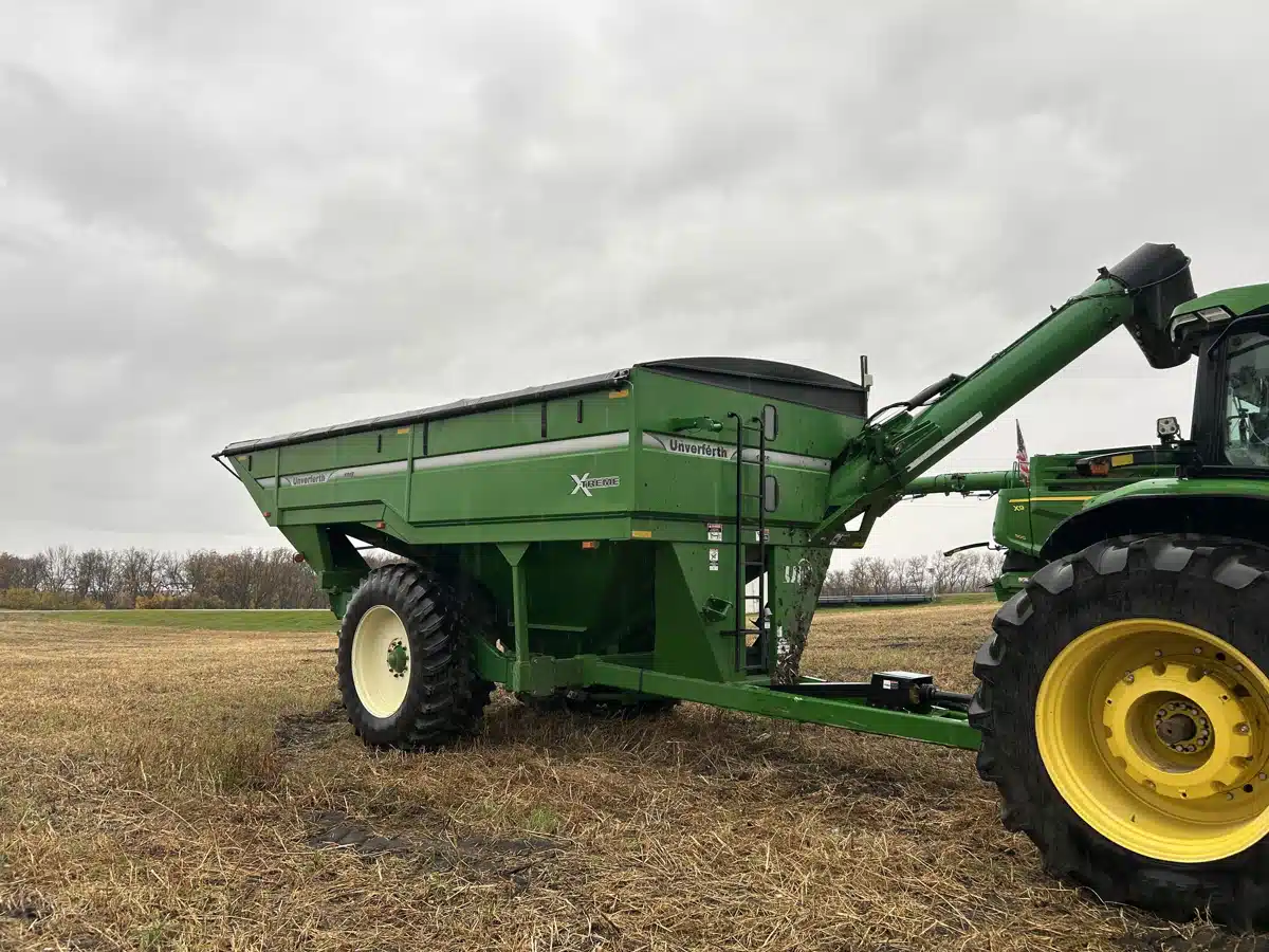 Used 2011 Unverferth 1315 Grain Cart