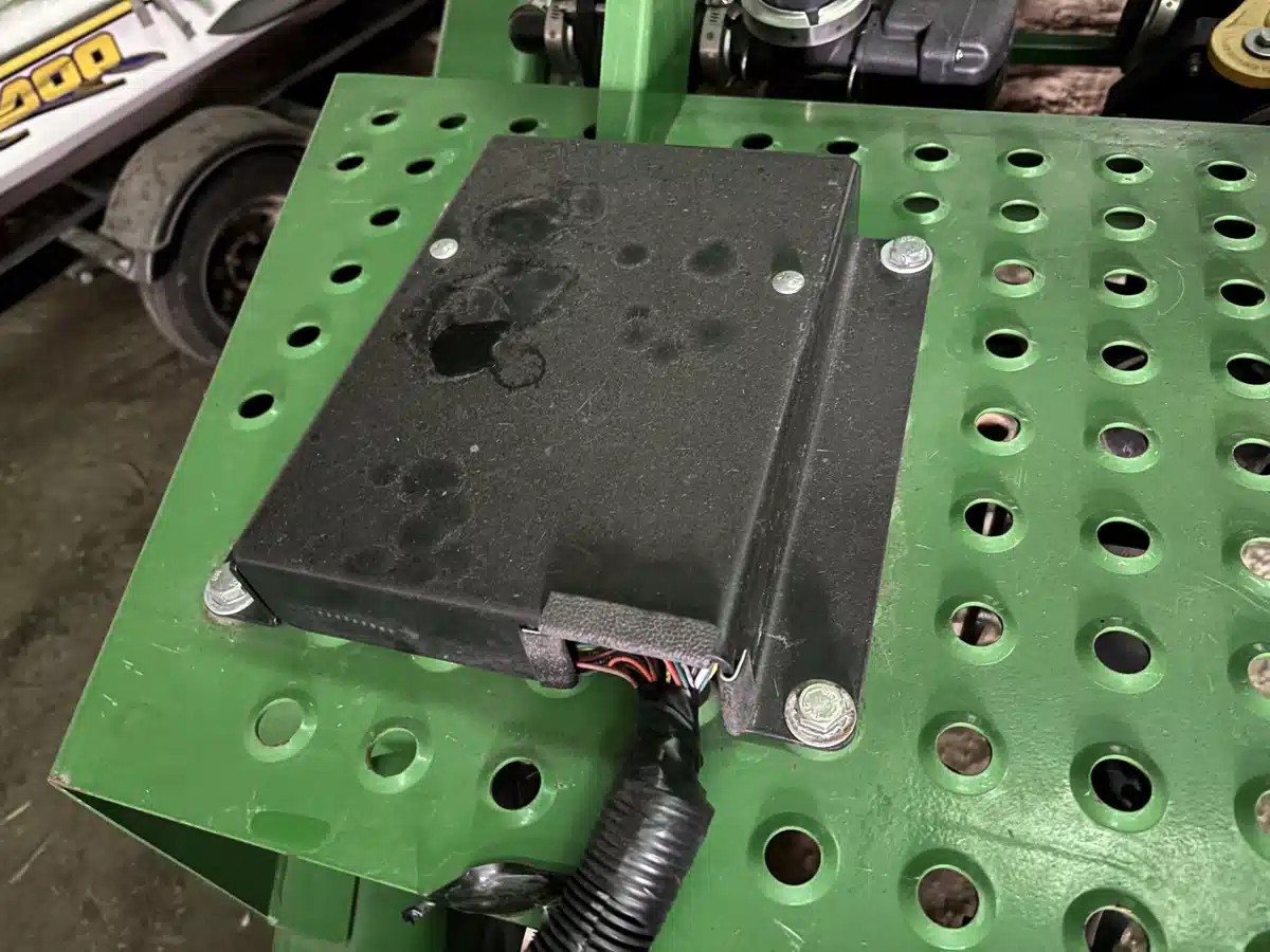 Gallery image 2 for 2015 Summers Mfg UT5050 Sprayer - Pull Type