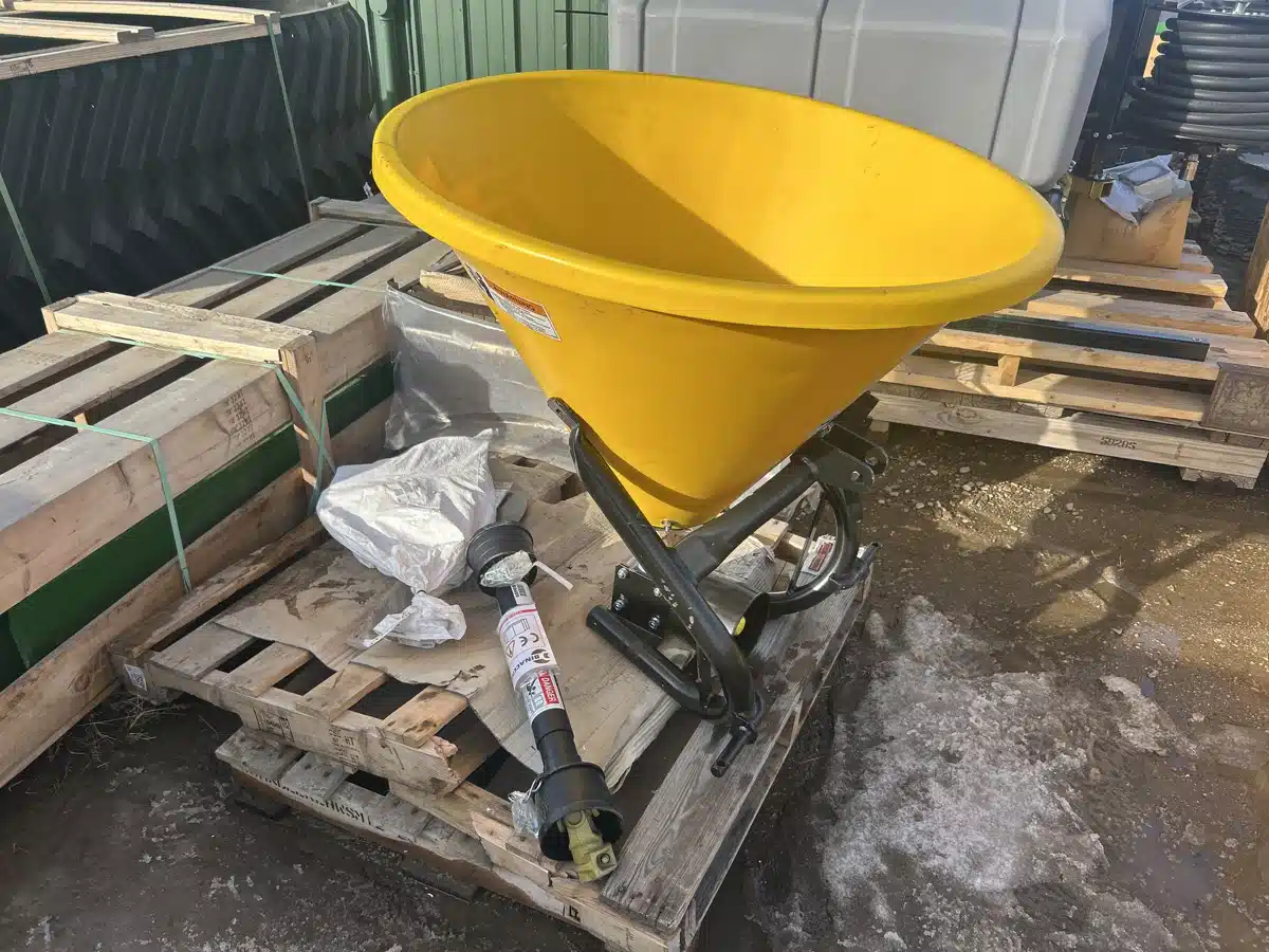 Gallery image 2 for 2025 Frontier SS2036B Broadcast Spreader Tractor