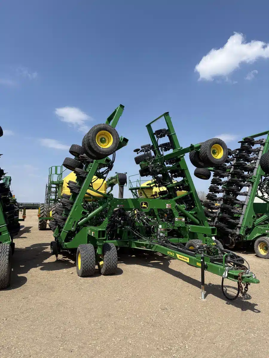 Photo de la Galerie 1 pour 2025 John Deere N542 Semoir à air