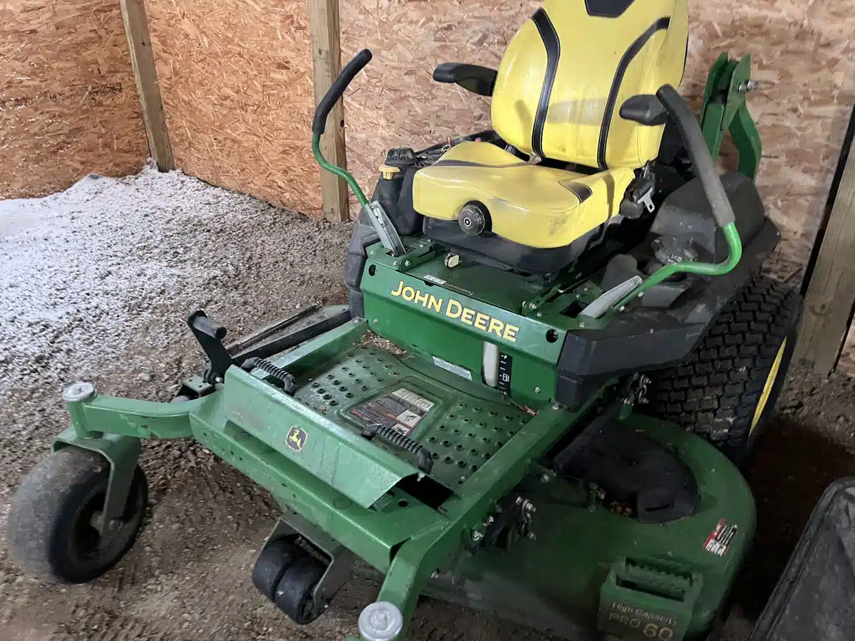 Gallery image 2 for 2021 John Deere Z740R Mower - Zero Turn