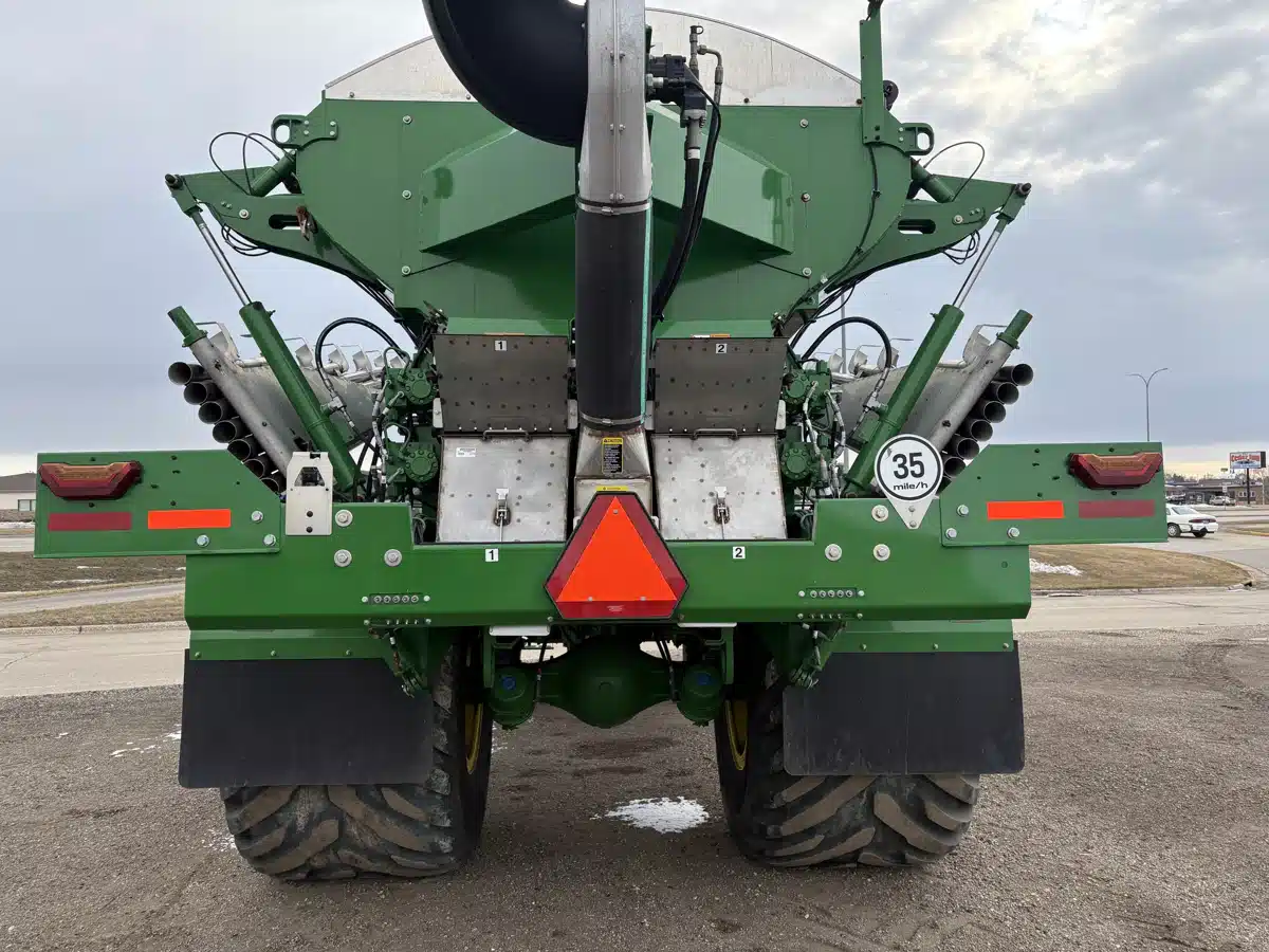 Photo de la Galerie 2 pour 2024 John Deere 800R Applicateur anhydre