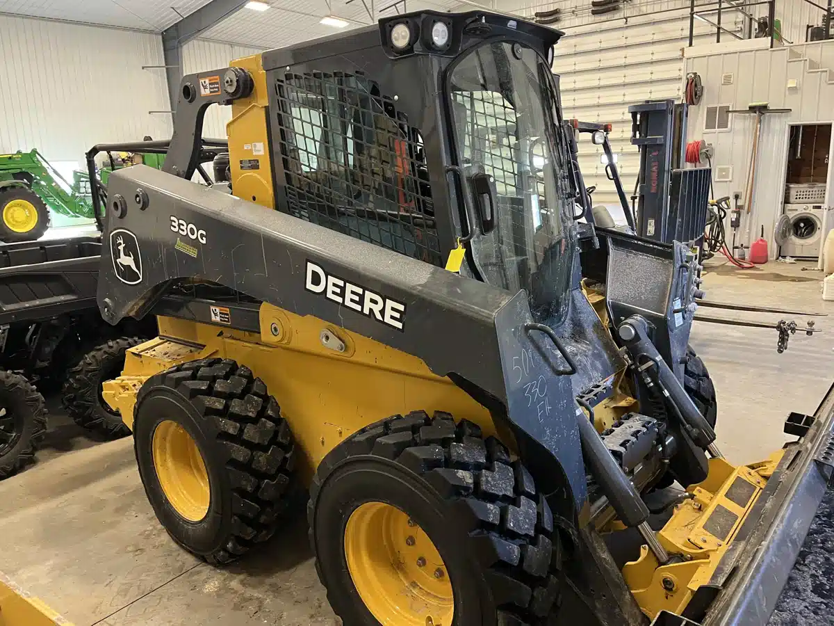 Gallery image 1 for 2024 John Deere 330G Skid Steer