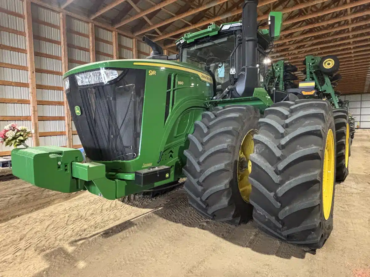 Gallery image 1 for 2025 John Deere 9R 590 Tractor