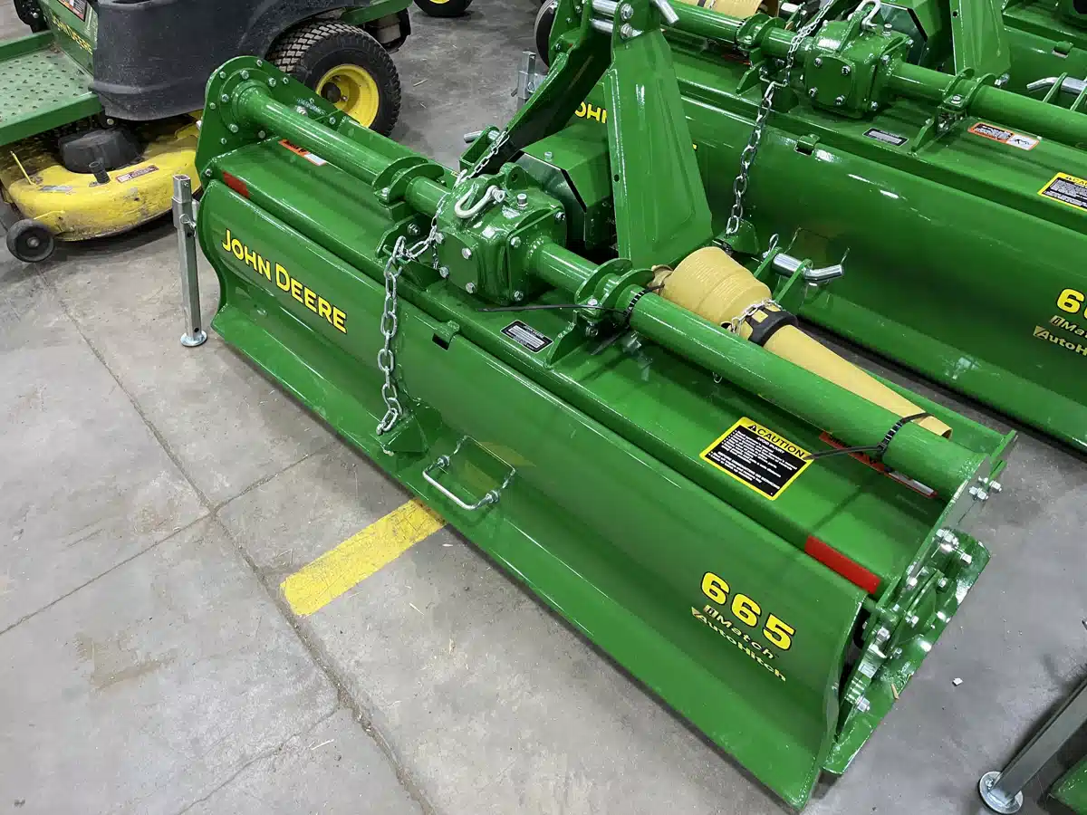 Gallery image 1 for 2026 John Deere 665 Rotary Hoe