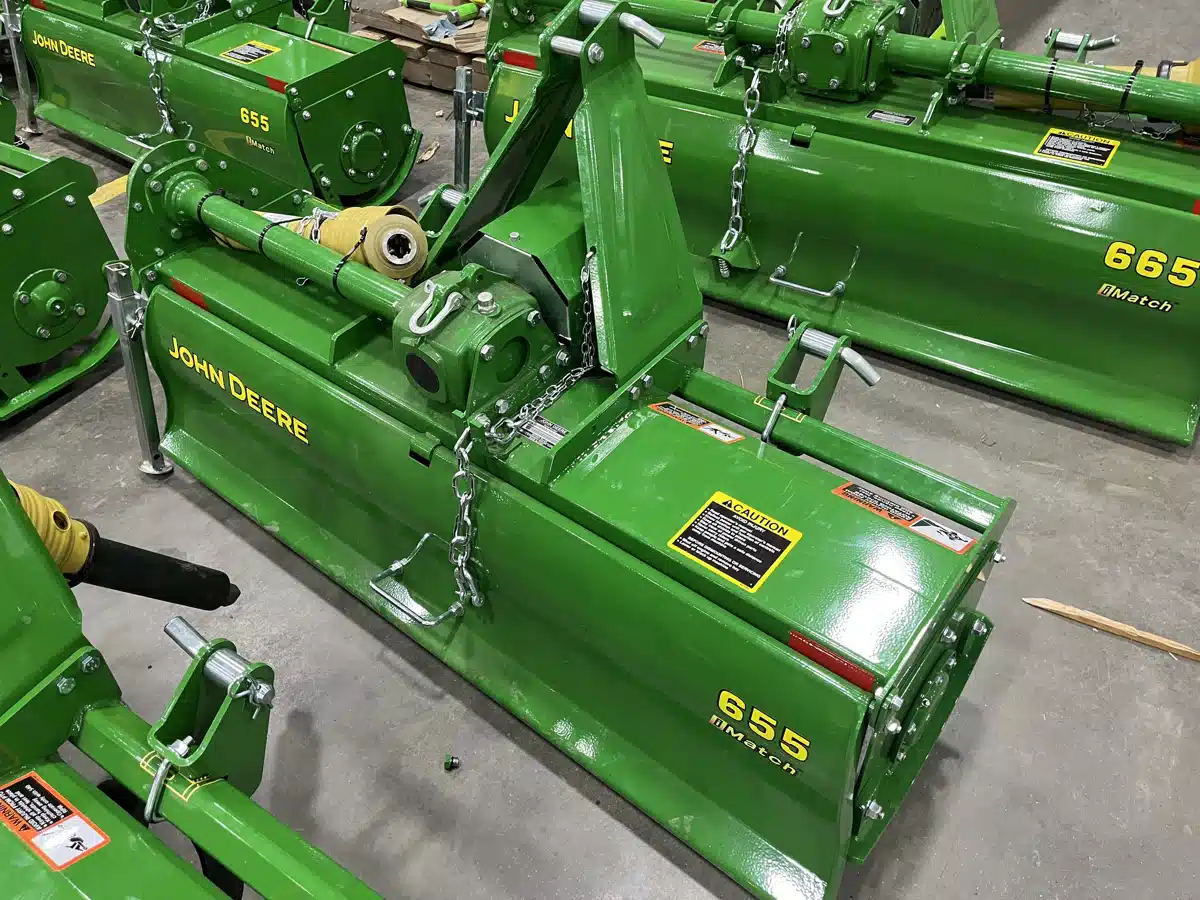 Photo de la Galerie 1 pour 2026 John Deere 655 houe rotative