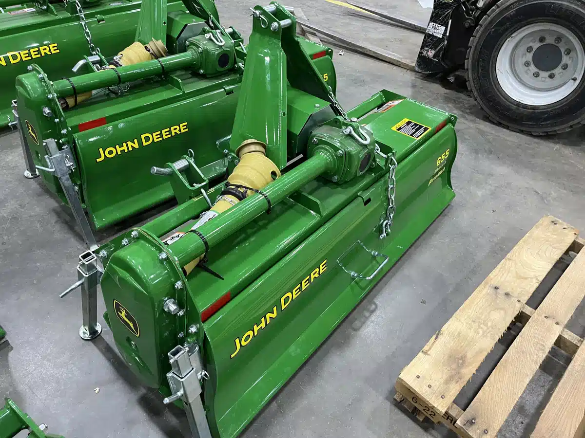 Photo de la Galerie 1 pour 2026 John Deere 655 houe rotative