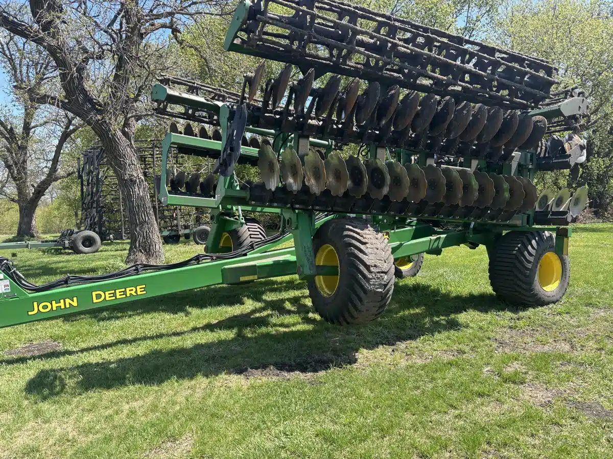 Photo de la Galerie 1 pour 2023 John Deere 2680H Disque