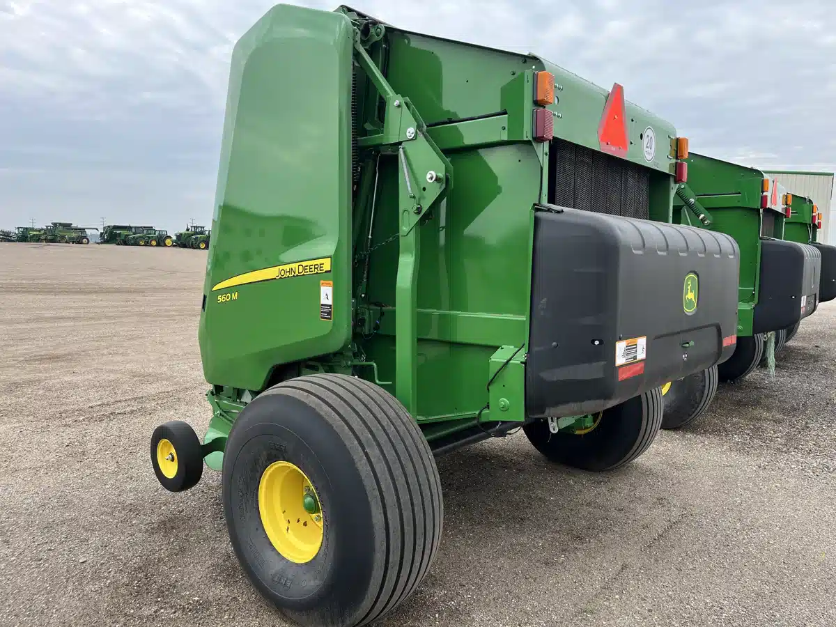 Gallery image 2 for 2023 John Deere 560M Round Baler