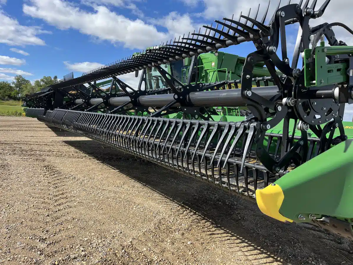 Gallery image 2 for 2026 John Deere HD50F Header - Flex Draper