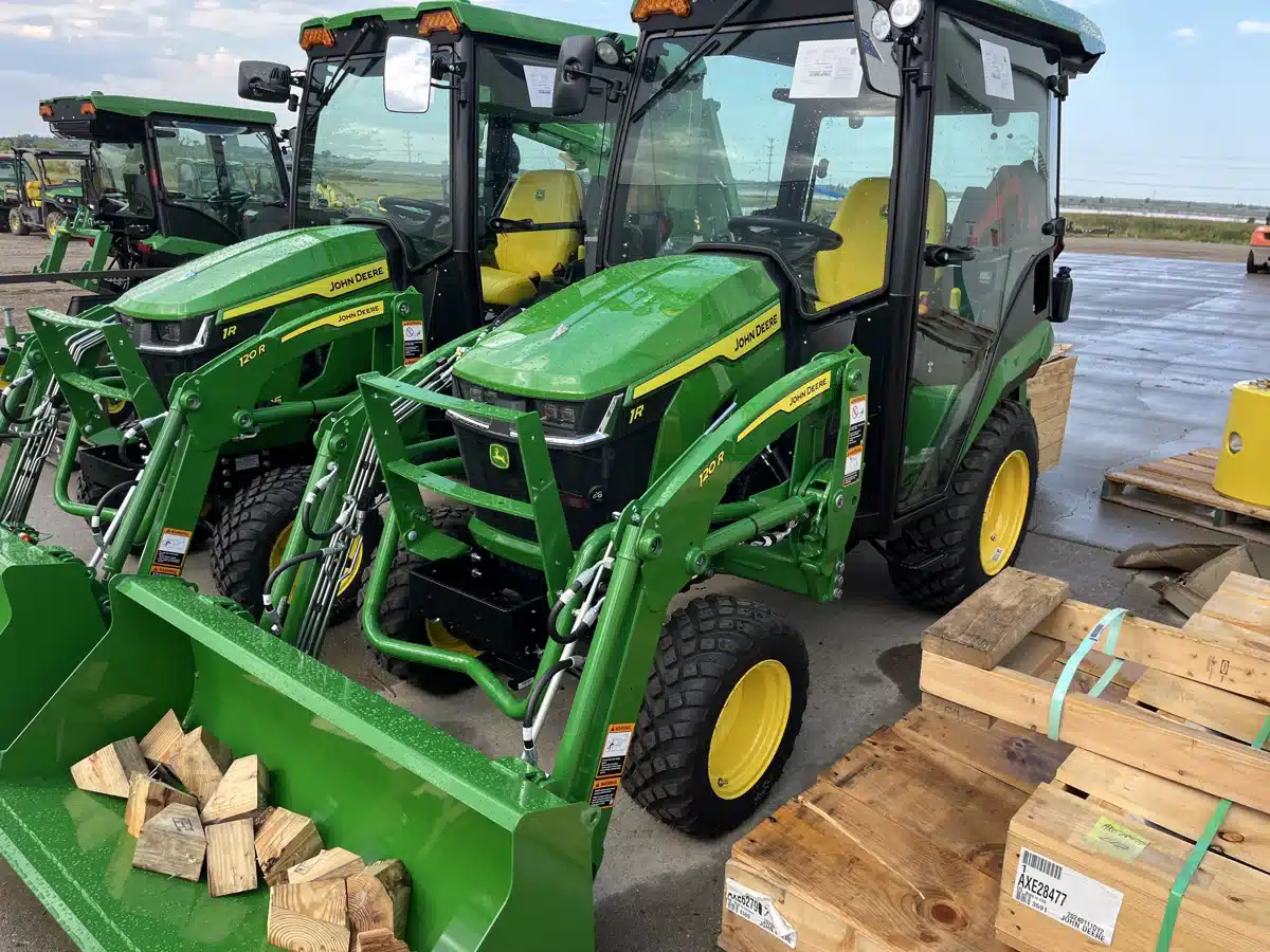 Gallery image 1 for 2027 John Deere 1R 25 Tractor