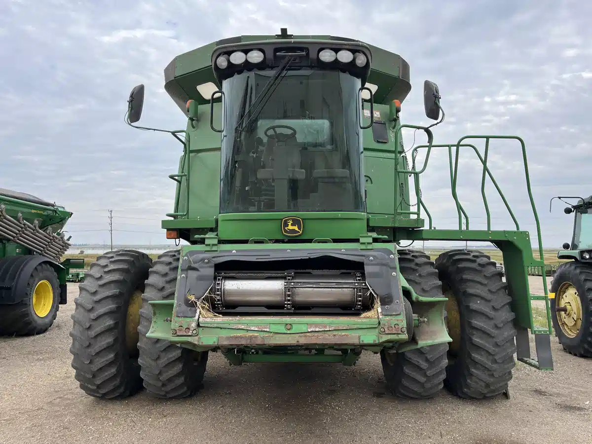 Photo de la Galerie 2 pour 2010 John Deere 9770 STS Batteuse