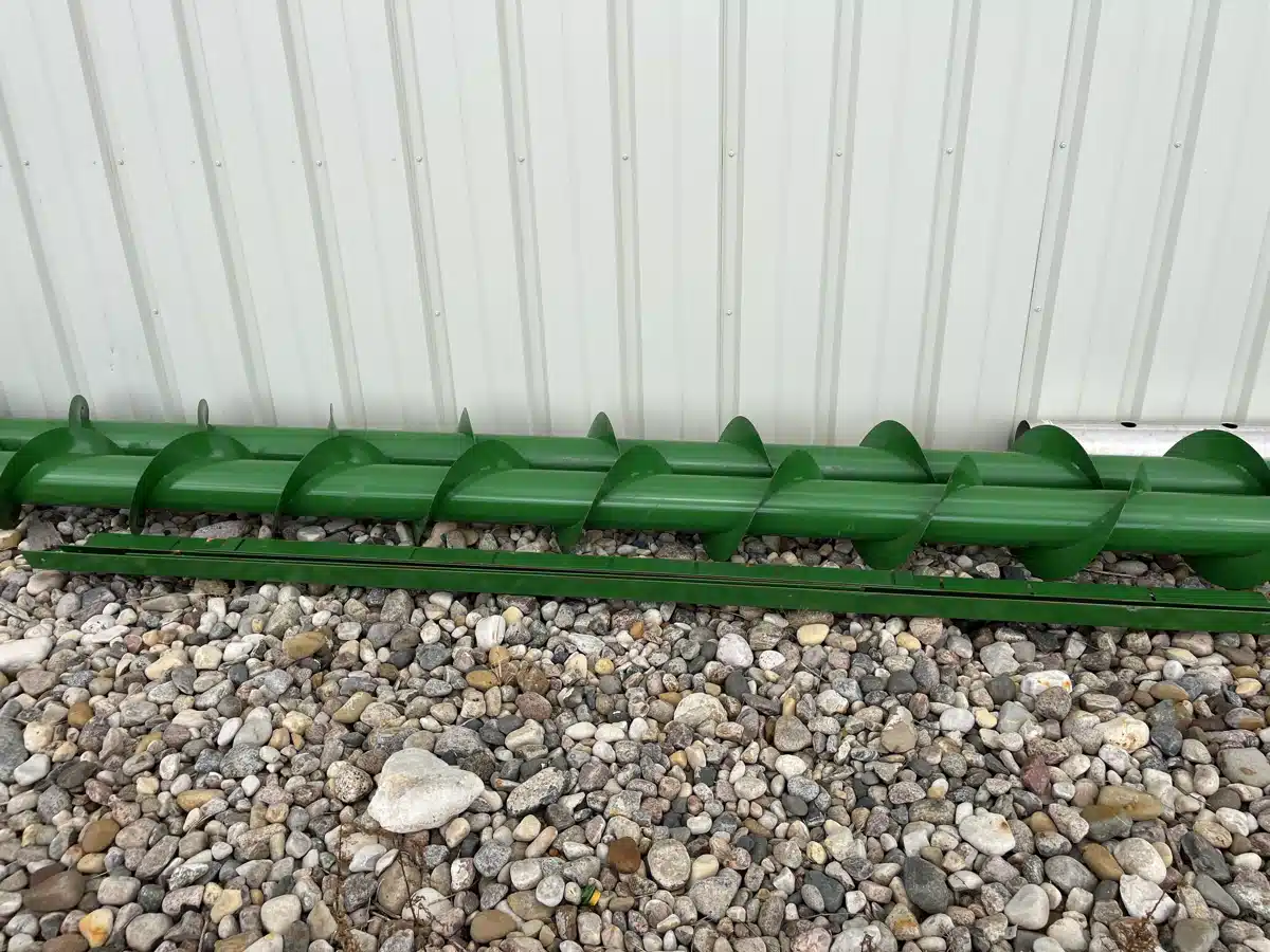 Photo de la Galerie 1 pour 2025 Ag Shield CROSS AUGER 40' Accessoires
