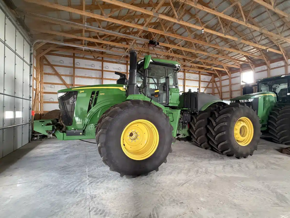 Gallery image 1 for 2026 John Deere 9R 490 Tractor