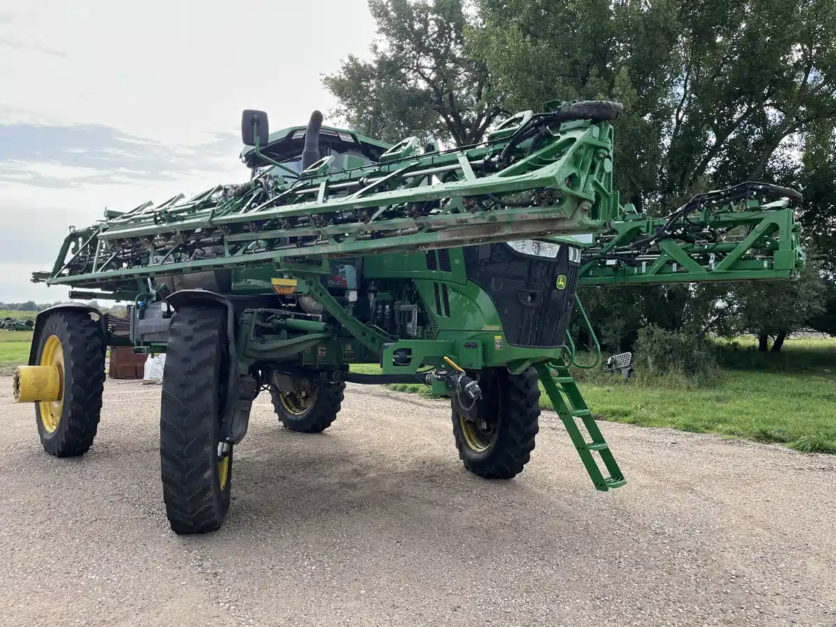 Gallery image 2 for 2025 John Deere 616R Sprayer - Self Propelled
