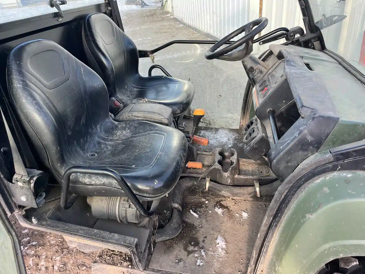 Photo de la Galerie 2 pour 2011 John Deere XUV 825I VTT