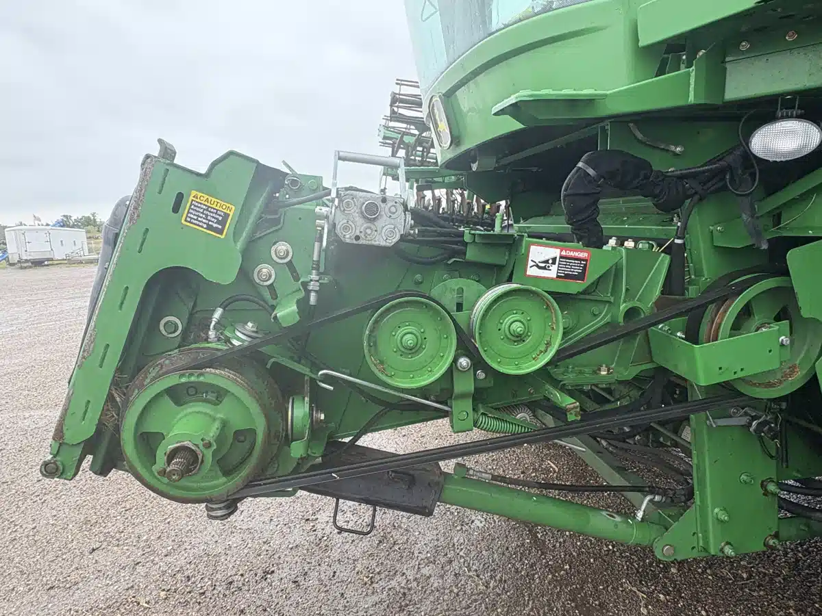 Photo de la Galerie 2 pour 2009 John Deere 9770 STS Batteuse