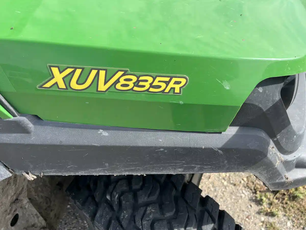 Gallery image 2 for 2024 John Deere XUV 835R Utility Vehicle