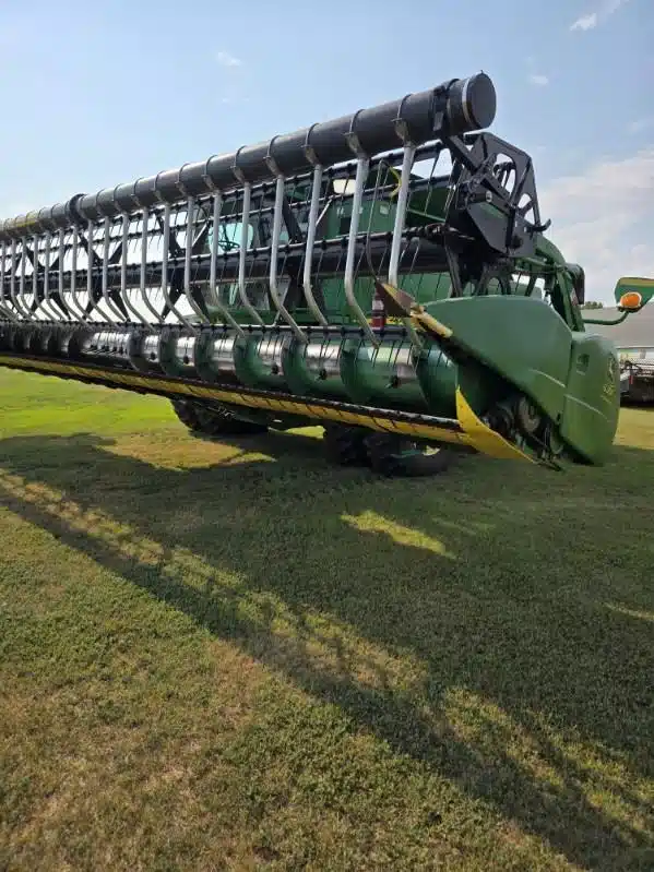 Gallery image 1 for 2007 John Deere 635 Header - Flex