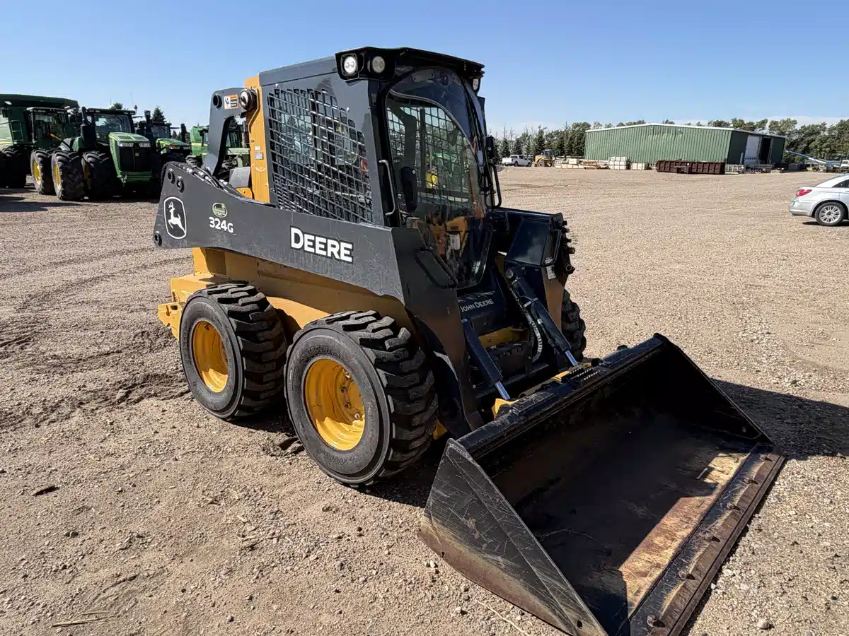Photo de la Galerie 2 pour 2019 John Deere 324G chargeuse à direction à glissement