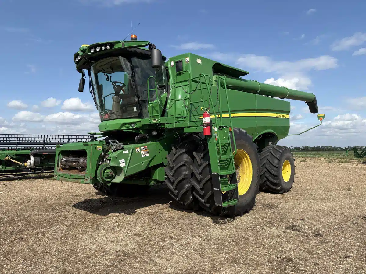 Gallery image 1 for 2020 John Deere S790 Combine