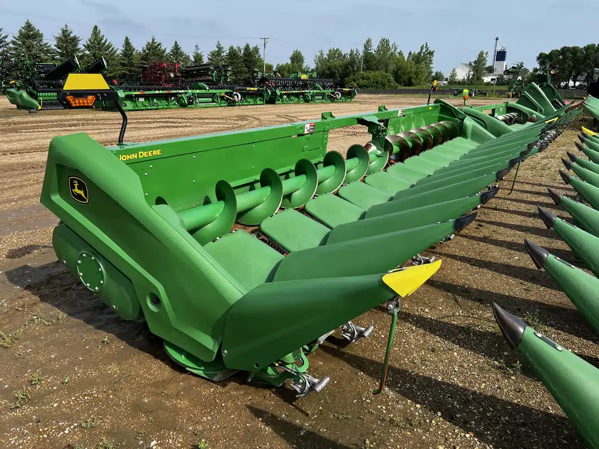 Gallery image 1 for Used 2023 John Deere C12R Header - Row Crop
