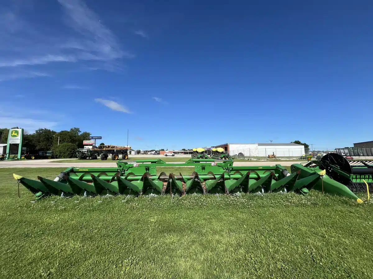 Gallery image 2 for Used 2023 John Deere C12F Header - Row Crop