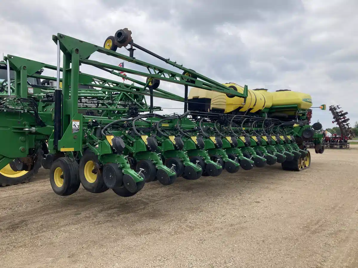 Gallery image 1 for Used 2016 John Deere DB80 Planter