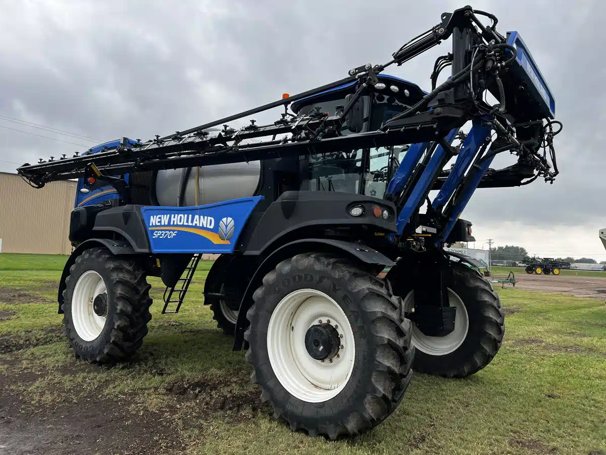 Gallery image 1 for Used 2021 New Holland SP370F Sprayer - Self Propelled