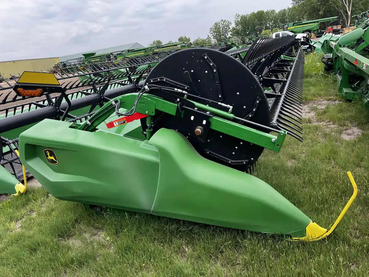 Gallery image 2 for 2023 John Deere RD45F Header - Flex