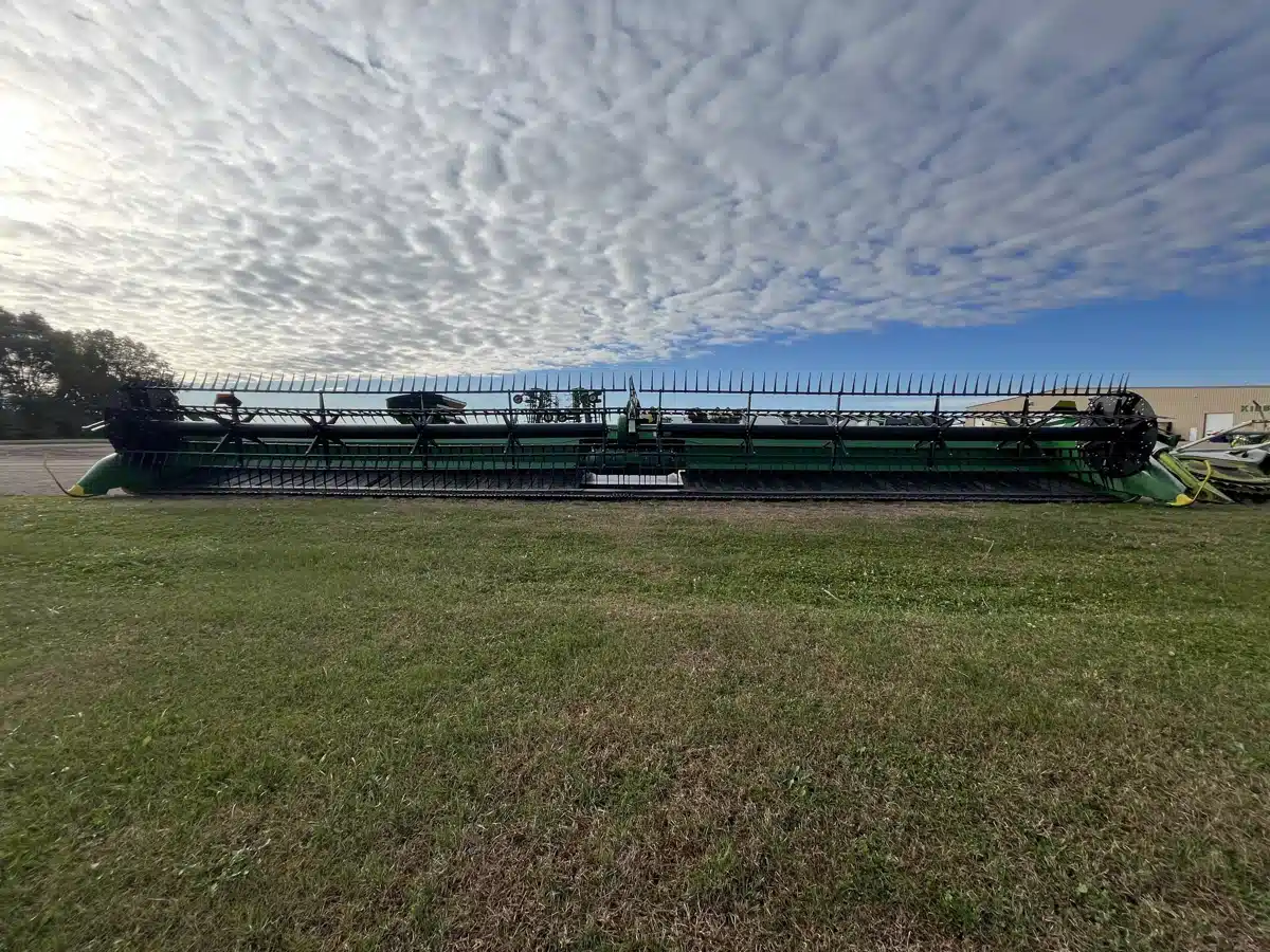 Gallery image 2 for Used 2021 John Deere RD45F Header - Flex