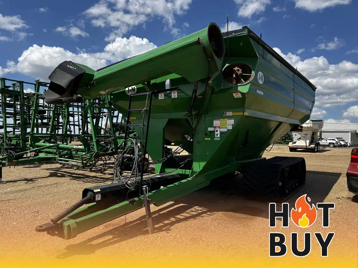 Gallery image 1 for Used 2013 J&M 1501 Grain Cart