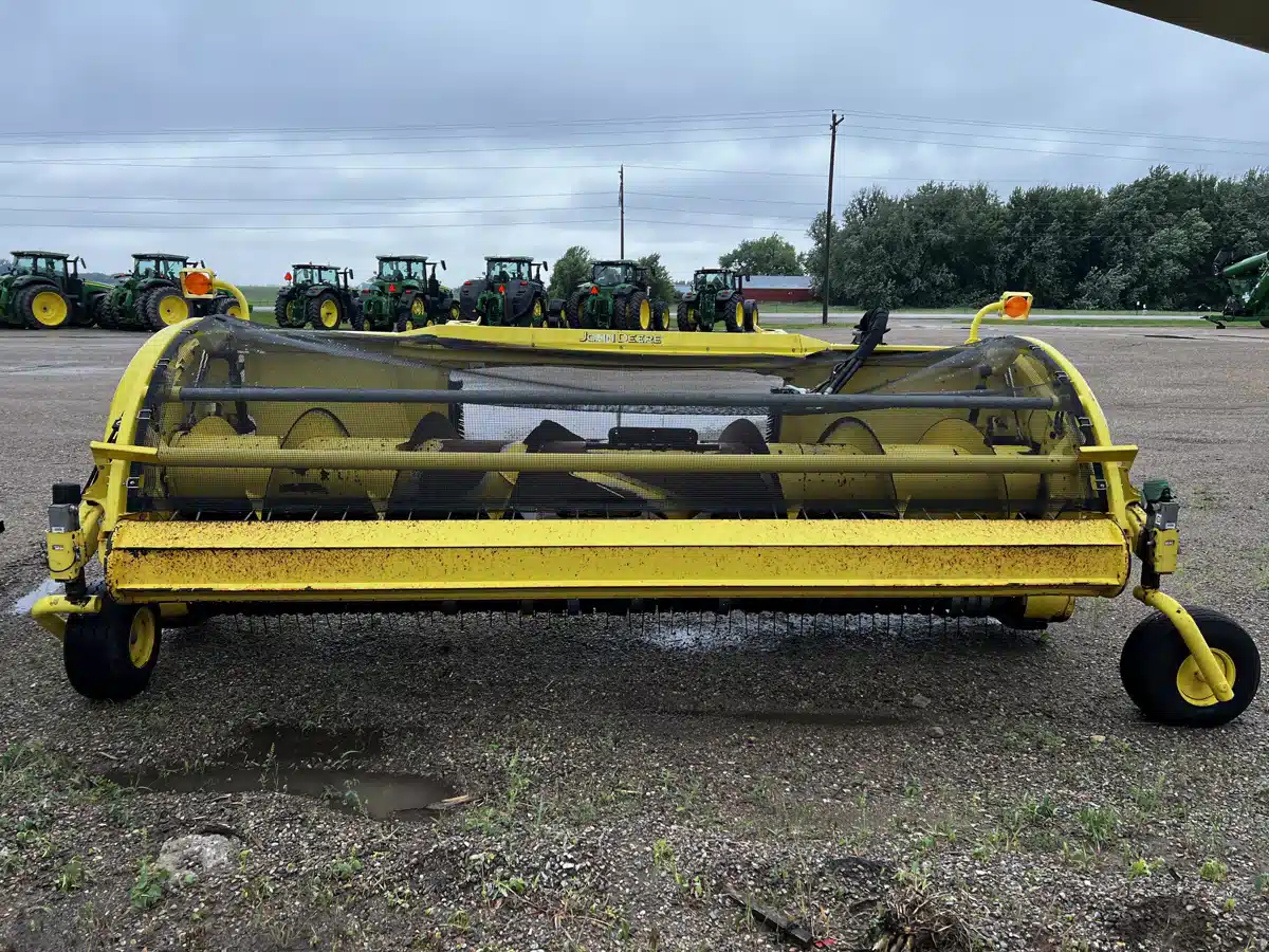 Gallery image 2 for Used 2017 John Deere 649 Header - Pickup